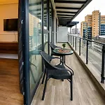Axiom - Center Apartment