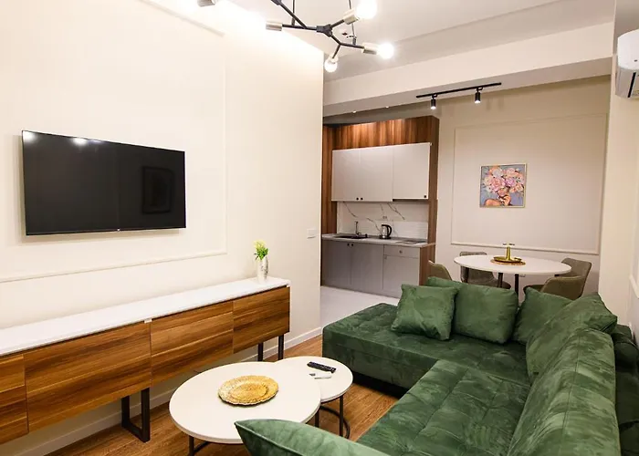 Apartment Axiom - Center