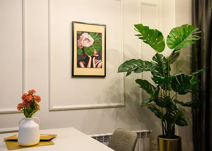 Axiom - Center Apartment