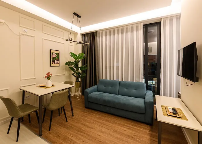 Axiom - Center Apartment *