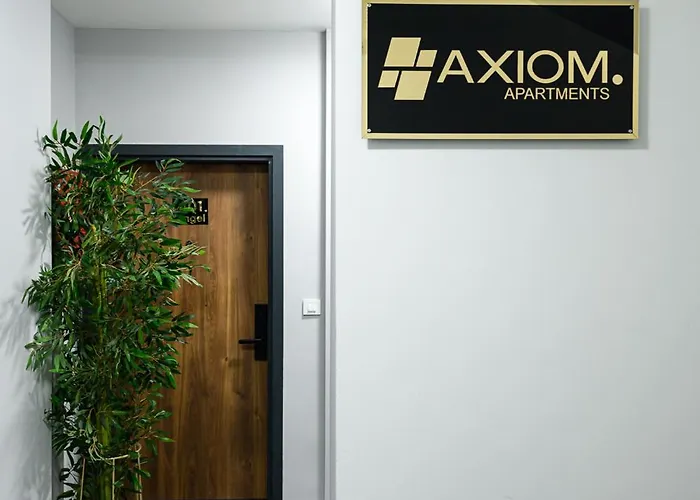 Axiom - Center Apartment *