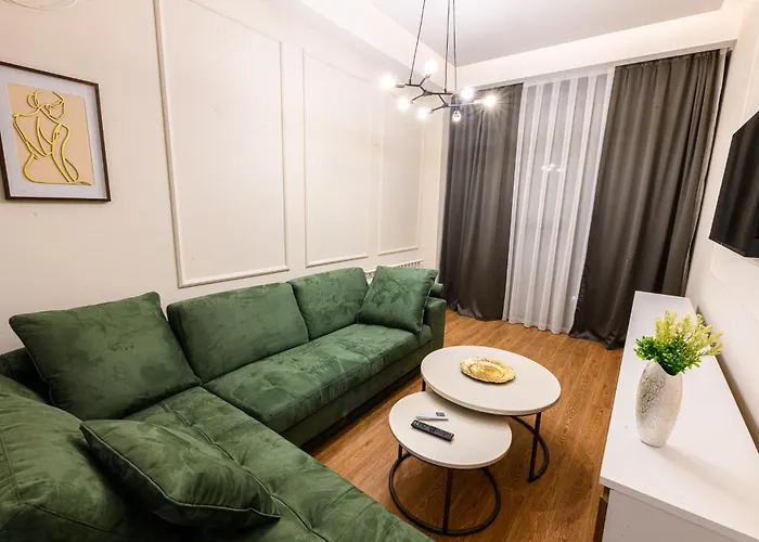 Axiom - Center Apartment *